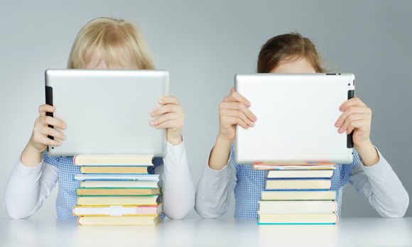 books-internet-reading-teenagers